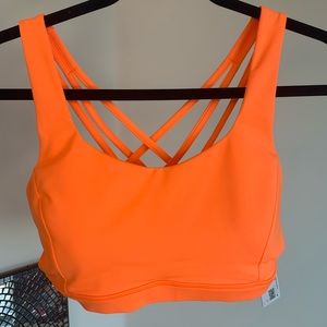 *BRAND NEW* LULULEMON Bra Free to Be Serene Size 8